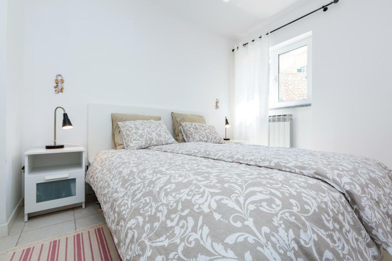 Apartments Antje Veli Lošinj Eksteriør bilde
