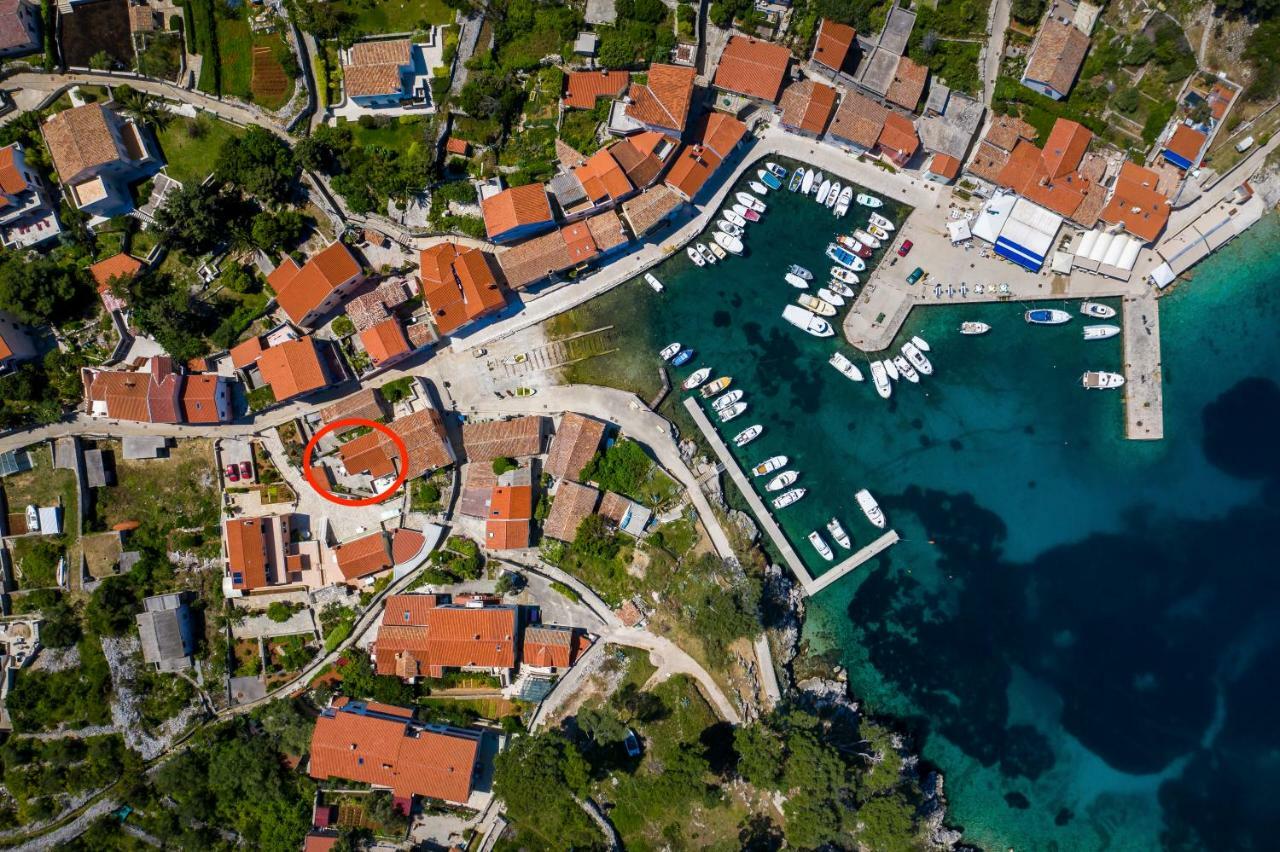 Apartments Antje Veli Lošinj Eksteriør bilde